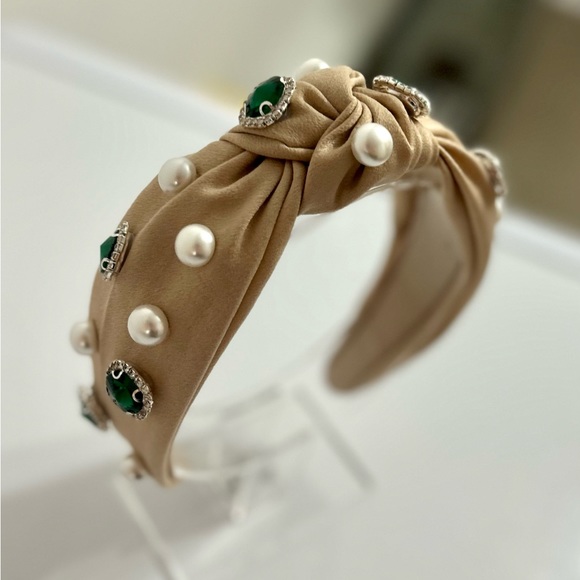 NWOT - Beige velvet embellished headband. Handmade. - Picture 4 of 4